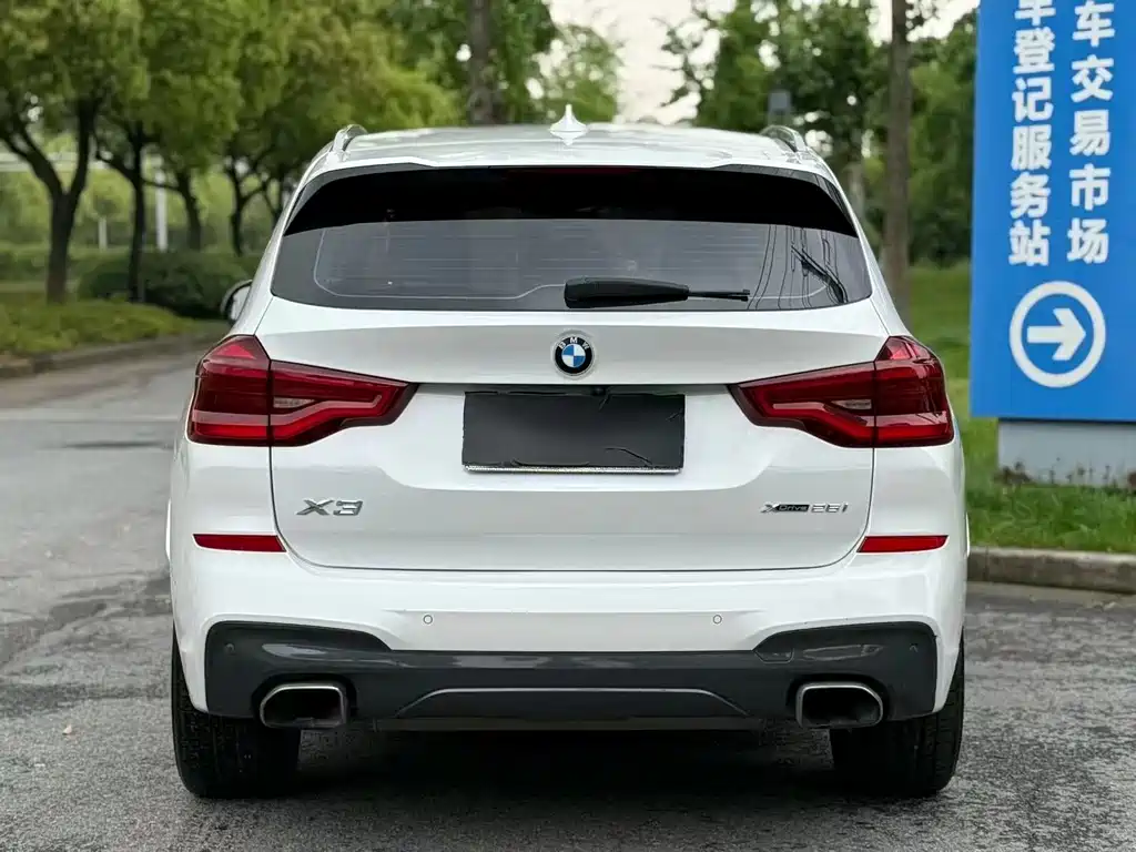 BMW X3 2018 — фото 8
