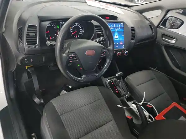 Kia K3 2016