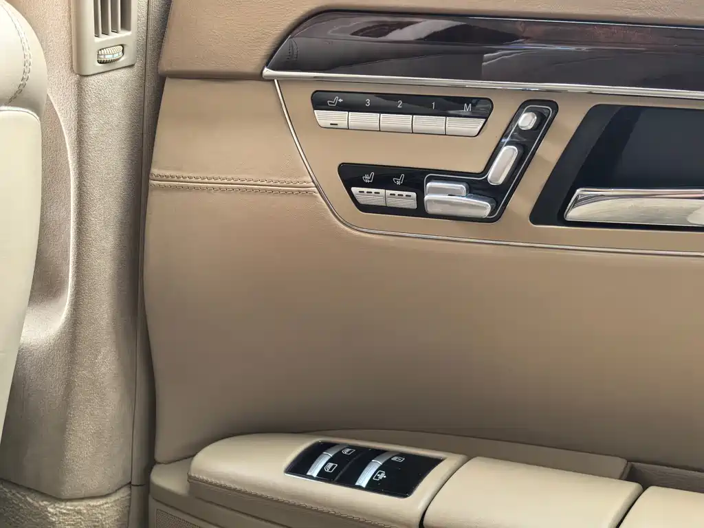 Mercedes-Benz S-Class 2011 — фото 20