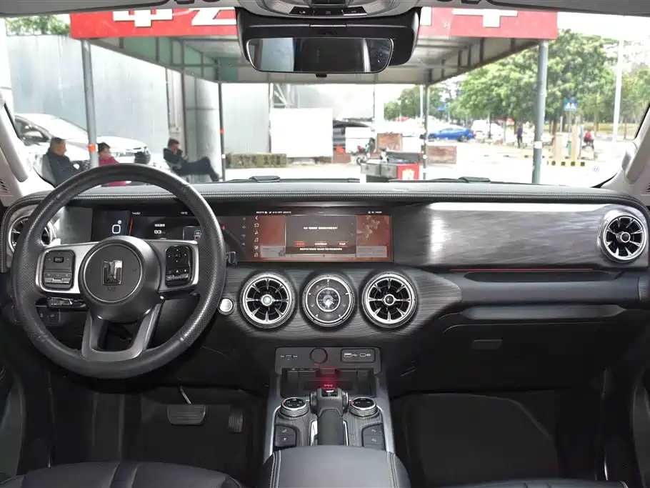 Tank 300 2022 — фото 12