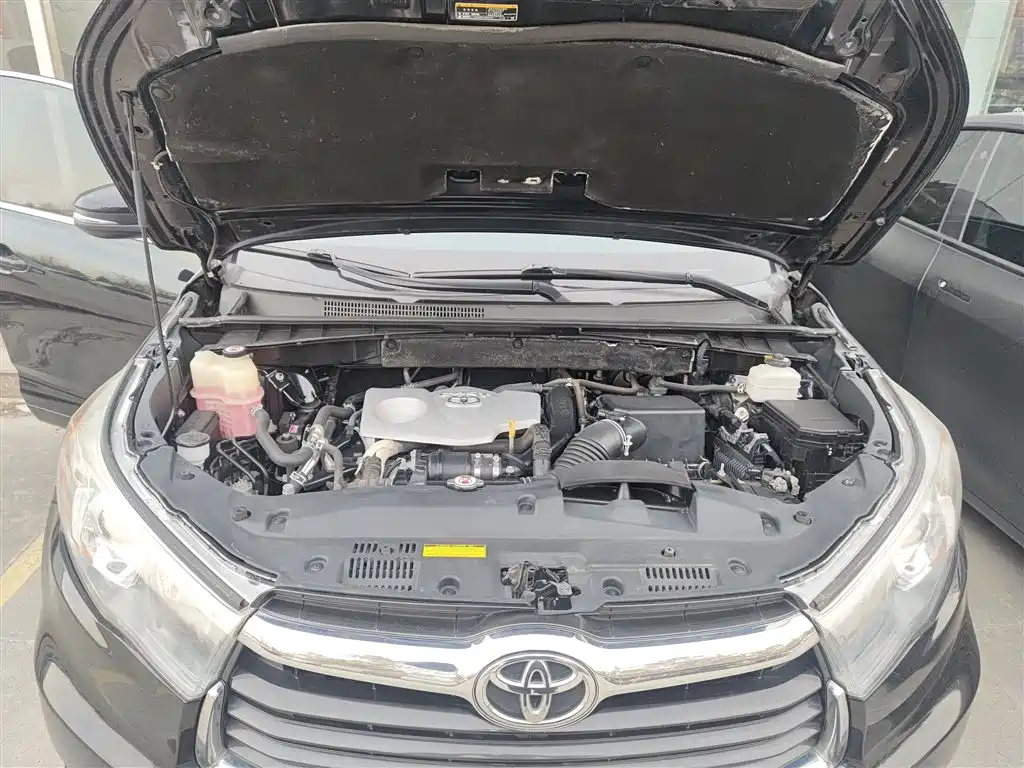 Toyota Highlander 2017 — фото 16