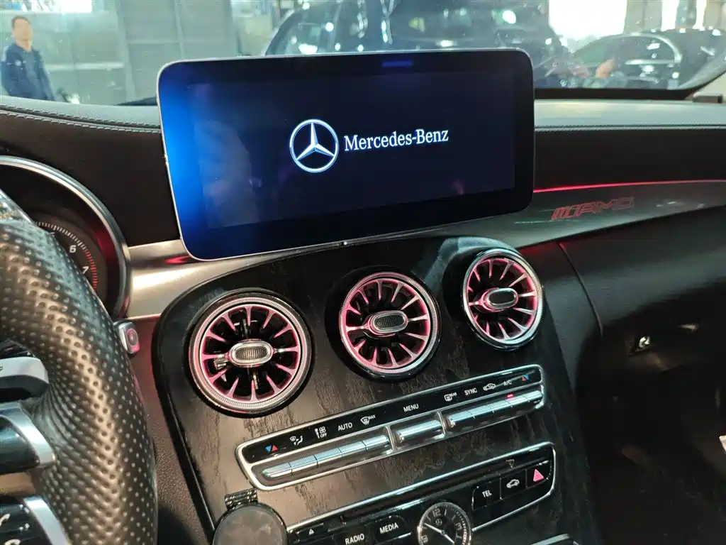 Mercedes-Benz C-Class 2018 — фото 6