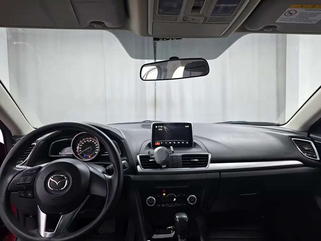 Mazda 3 Axela 2014
