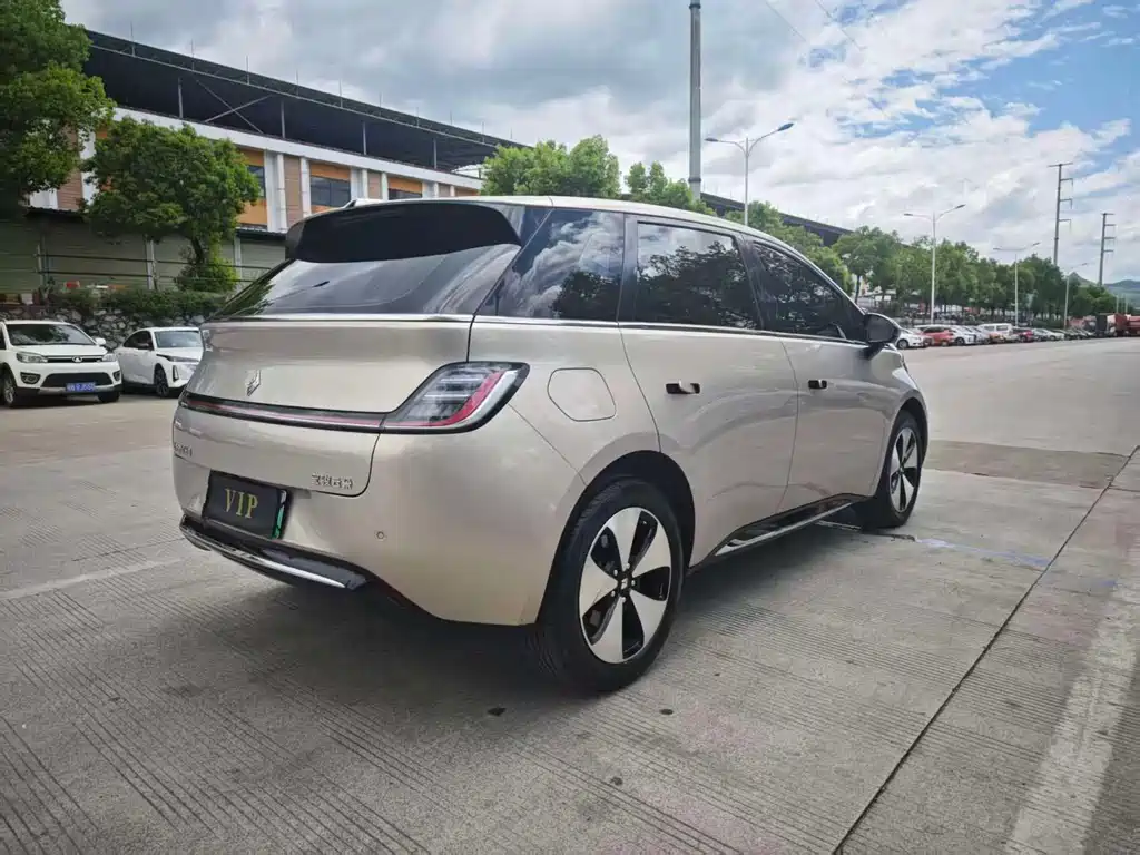 Baojun Clouds 2024