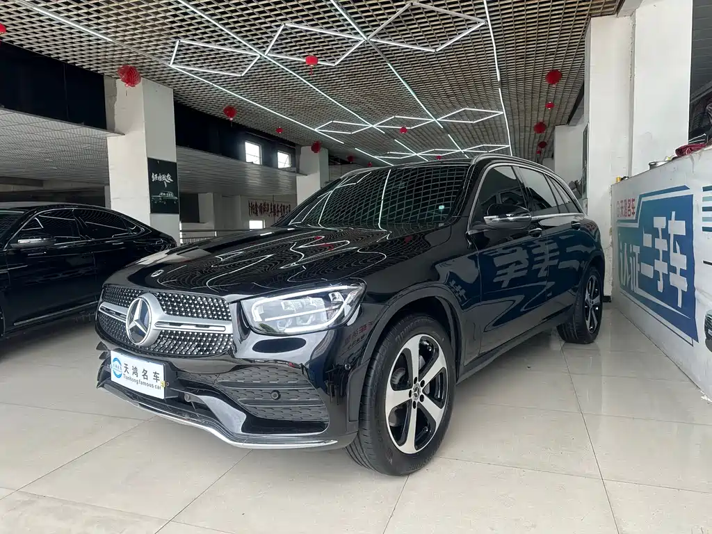 Mercedes-Benz GLC 2022 — фото 1