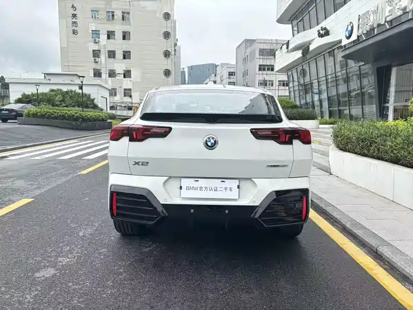 BMW X2 2025