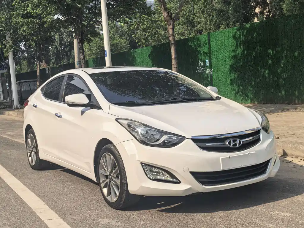Hyundai Elantra Langdong 2016 — фото 3