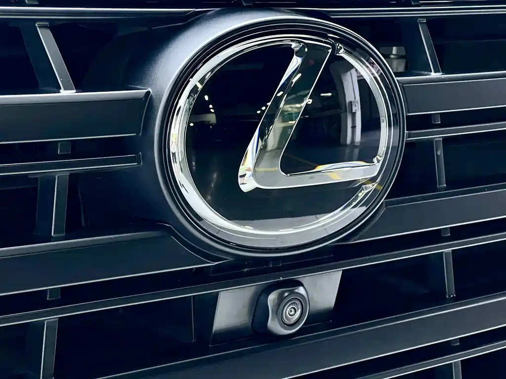 Lexus GX 2025 — фото 17