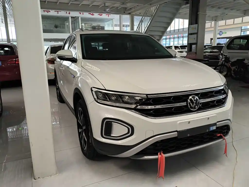 Volkswagen T-Roc 2024