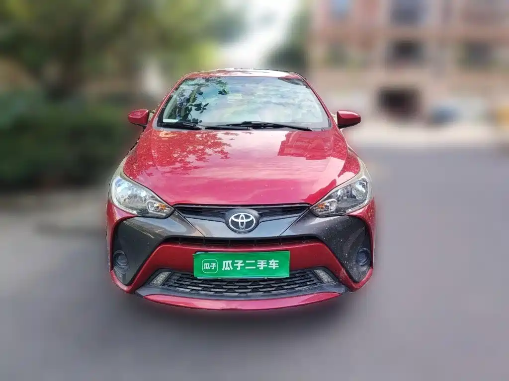 Toyota Yaris L 2017 — фото 24
