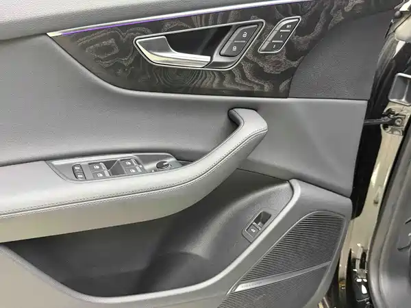 Audi Q8 2024