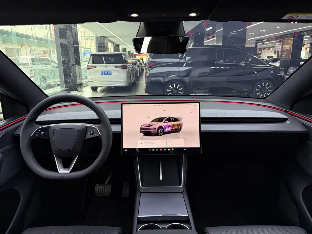 Tesla Model Y L 2026
