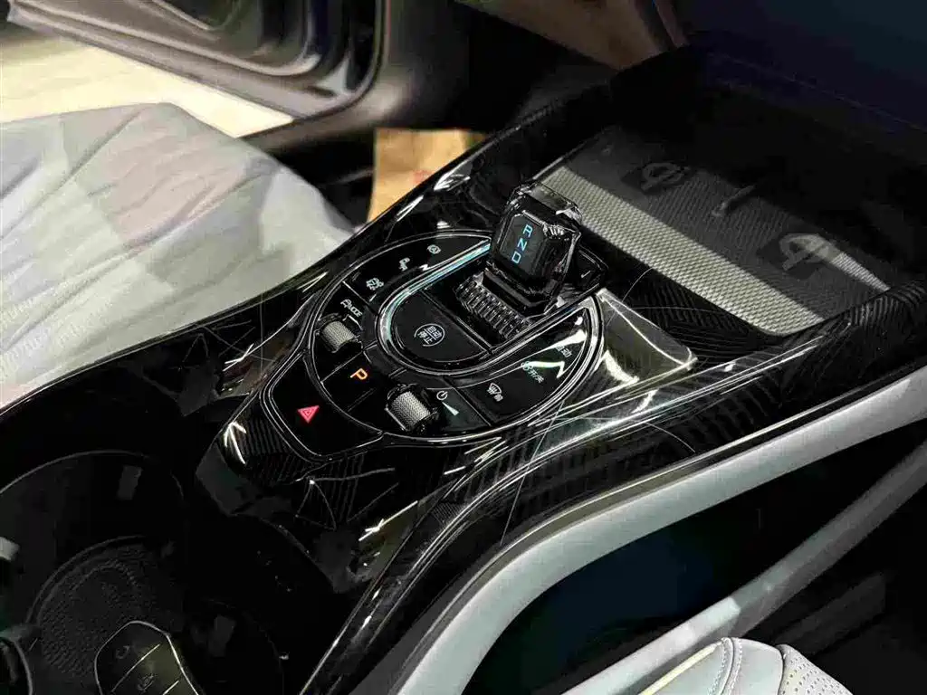 BYD Seal 2023 — фото 28