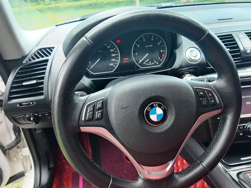 BMW 1 Series 2014 — фото 37