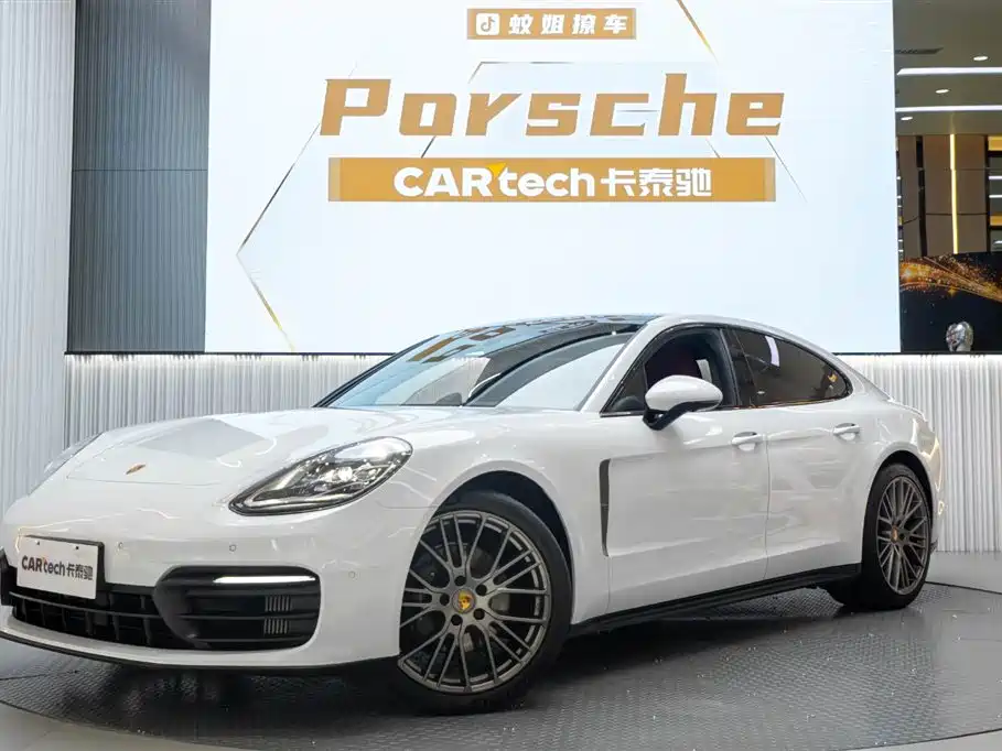 Porsche Panamera 2024