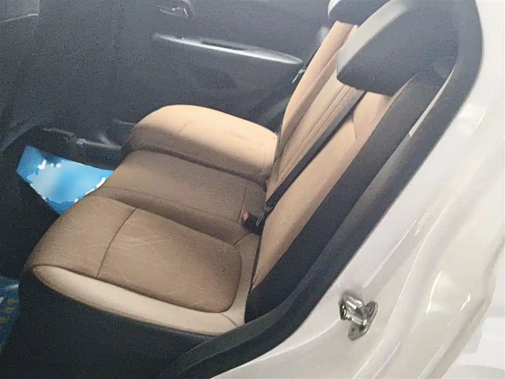 Chevrolet Trax 2017 — фото 17
