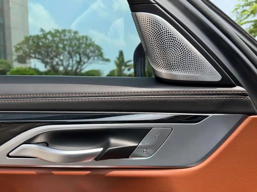 BMW 7 Series 2020 — фото 16