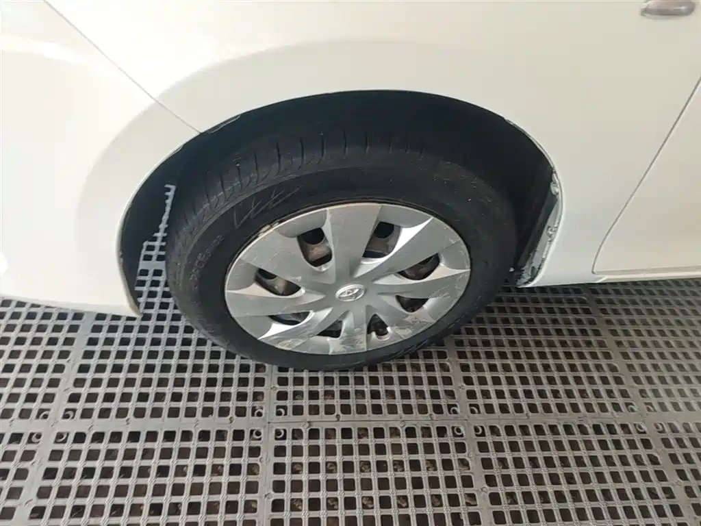 Toyota Vios 2018 — фото 23
