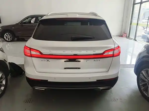 Lincoln MKX 2017