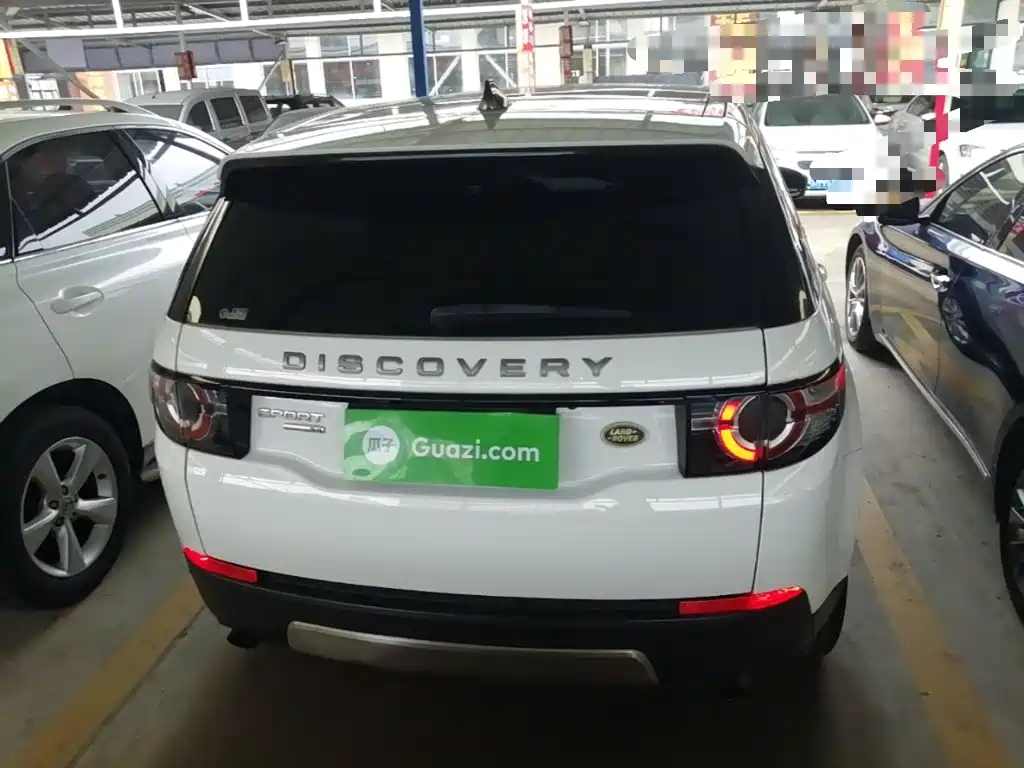 Land Rover Discovery Sport 2017 — фото 6