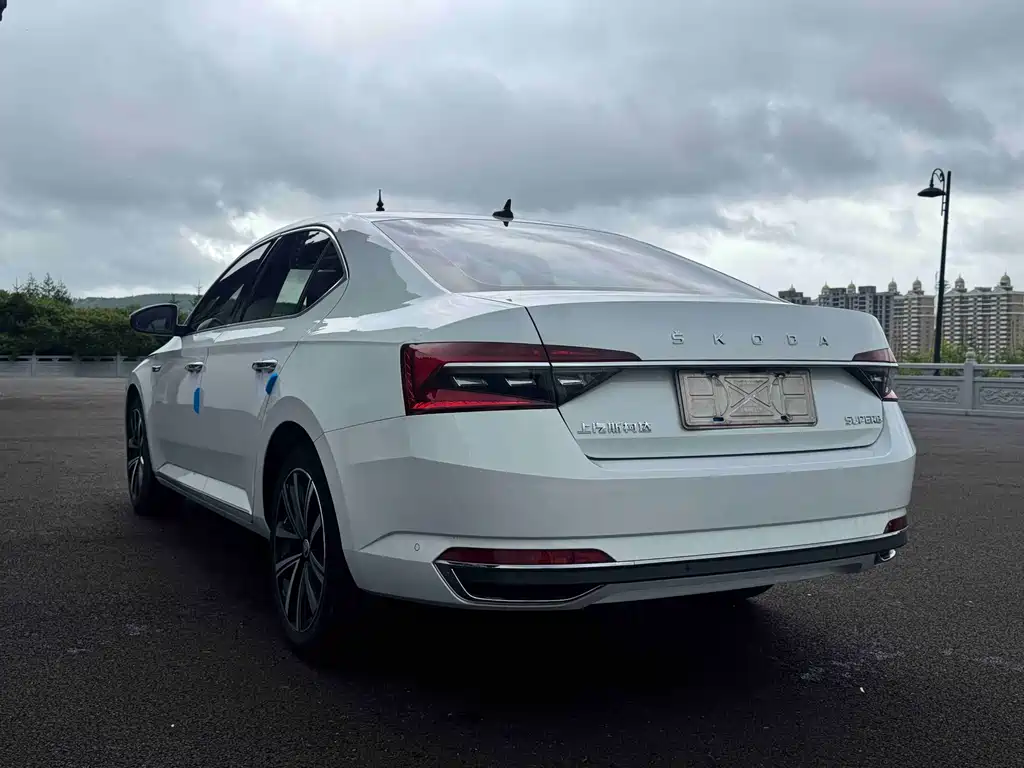 Skoda Superb 2022
