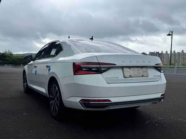 Skoda Superb 2022