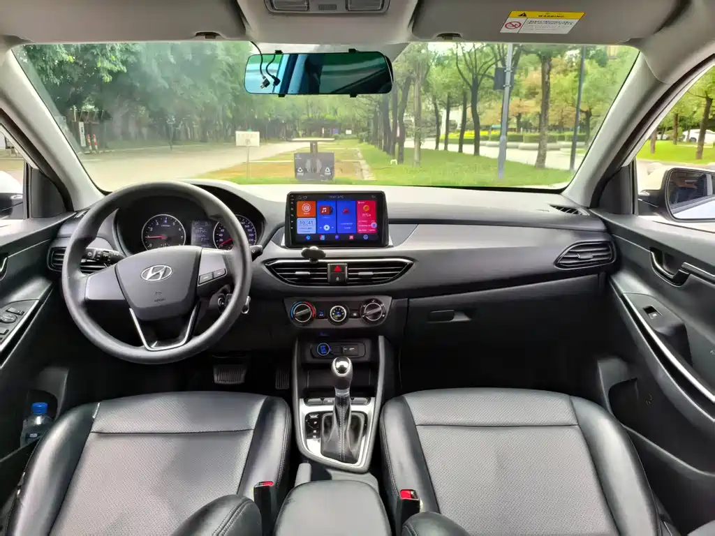 Hyundai Elantra 2021