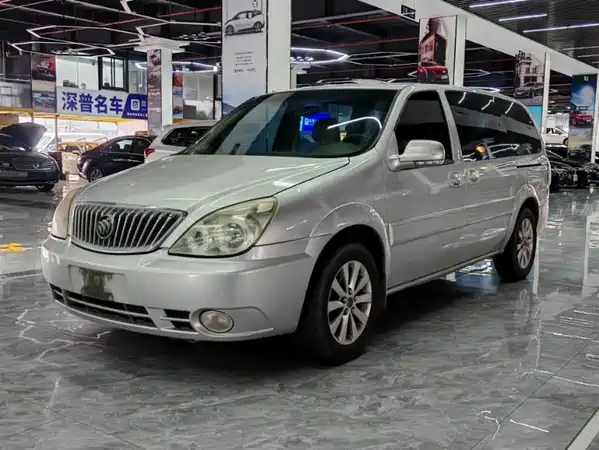 Buick GL8 2013