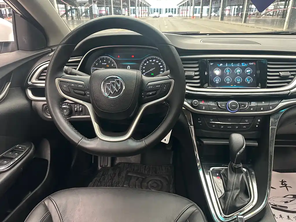 Buick Excelle 2019 — фото 12