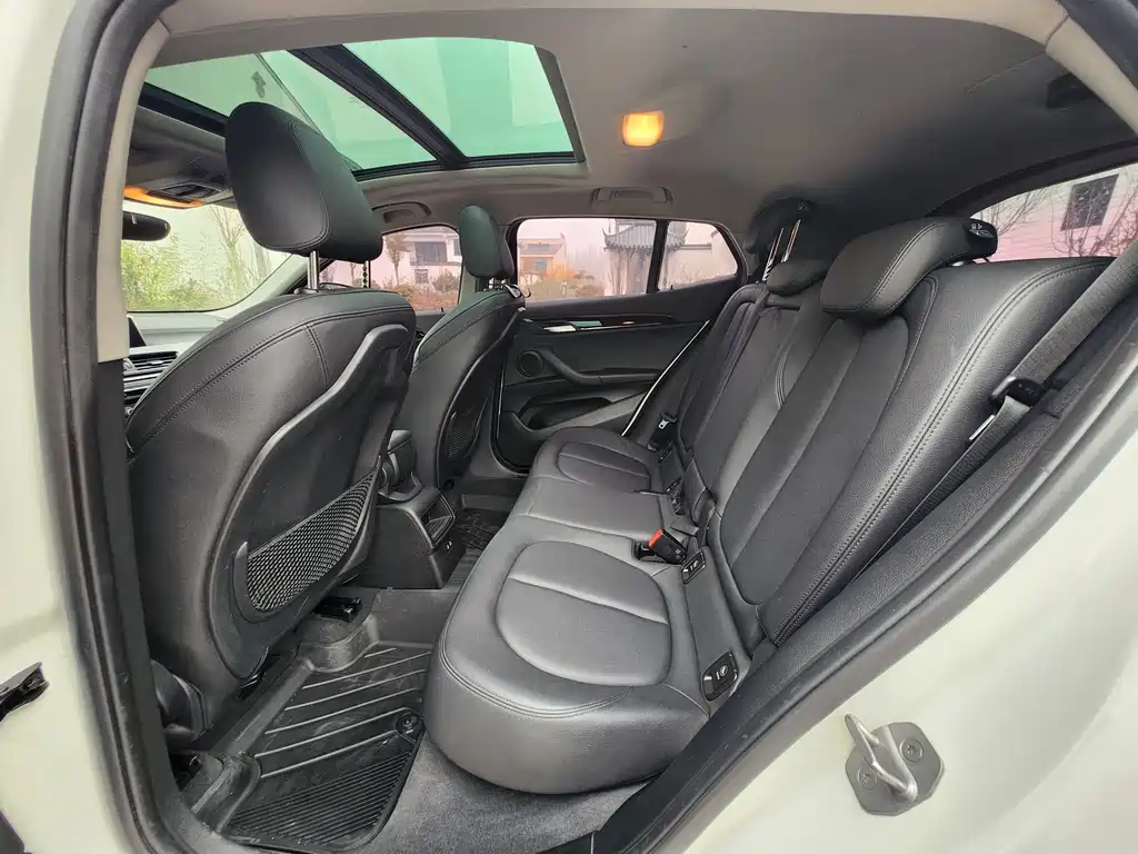 BMW X2 2019 — фото 11