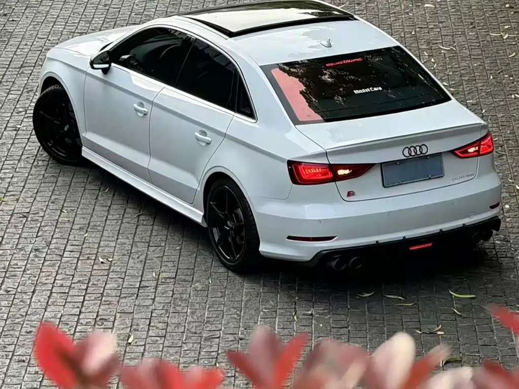 Audi S3 2016 — фото 9