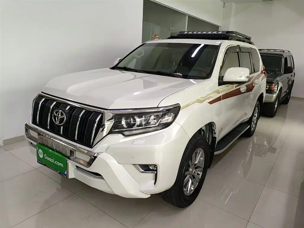 Toyota Prado 2018 — фото 1