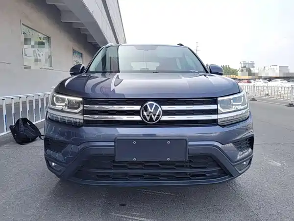 Volkswagen Tharu 2020