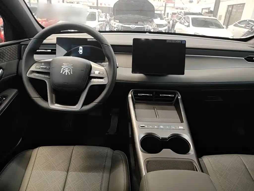 BYD Qin PLUS 2026 — фото 10