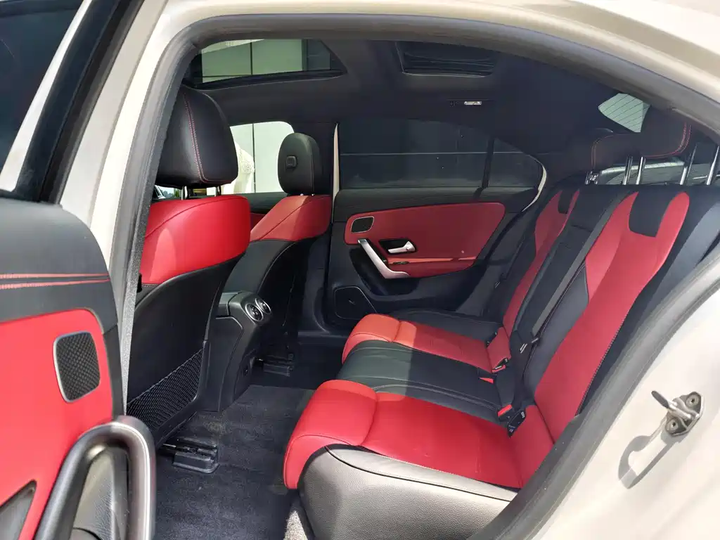 Mercedes-Benz A-Class AMG 2023 — фото 29