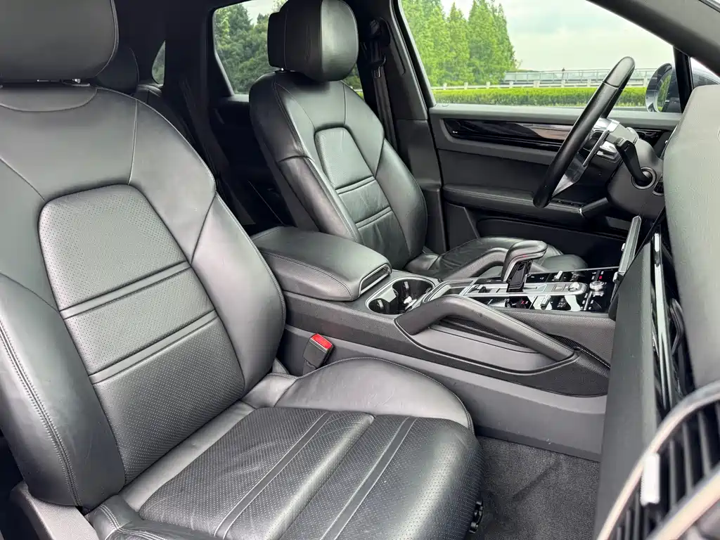 Porsche Cayenne 2018