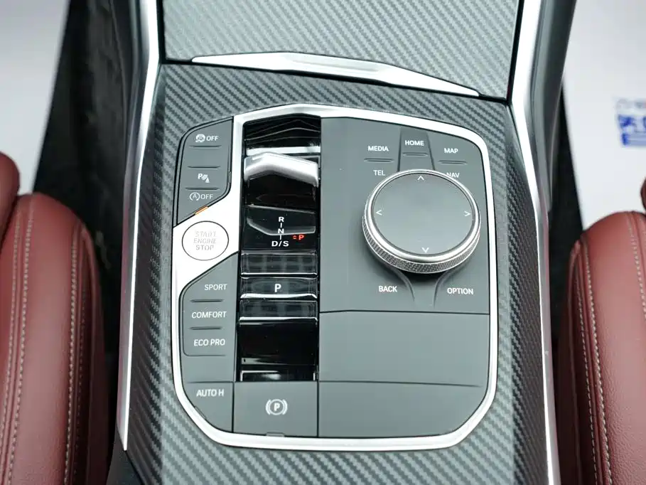 BMW 3 Series 2023 — фото 22