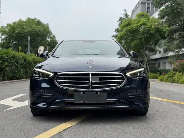 Mercedes-Benz C-Class 2022