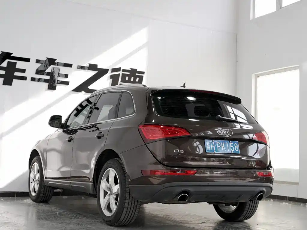 Audi Q5 2015 — фото 24