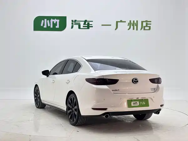 Mazda 3 Axela 2023