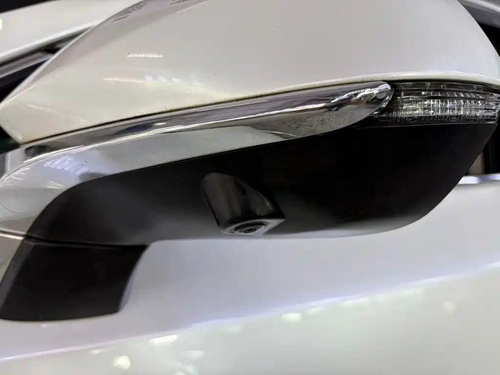 Lexus NX 2020 — фото 14