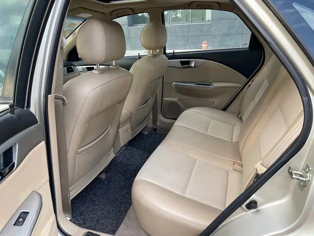 Buick Excelle 2013