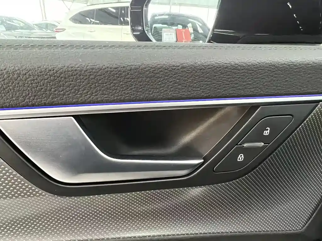 Audi A6L 2022 — фото 14