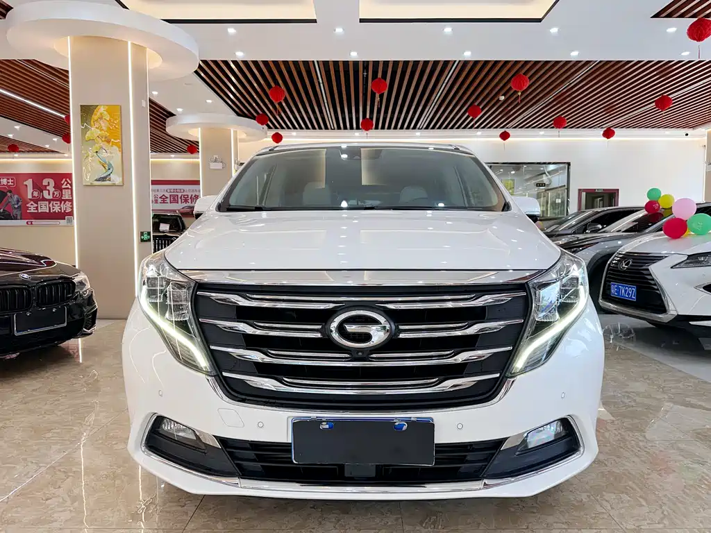 GAC Trumpchi M8 2018 — фото 2