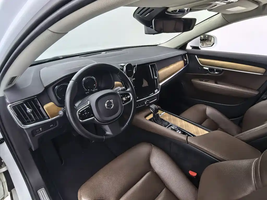 Volvo S90 2020 — фото 15