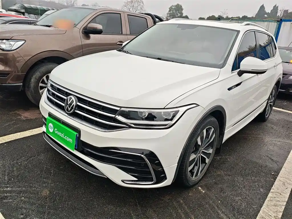 Volkswagen Tiguan L 2022 — фото 2