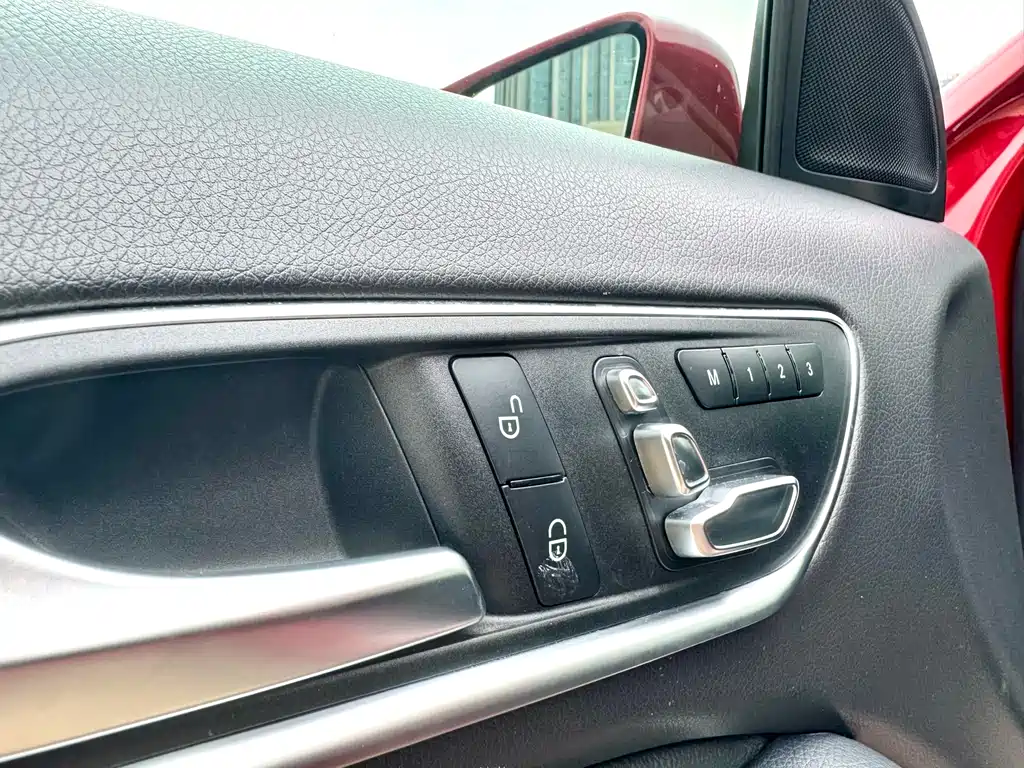 Mercedes-Benz GLA 2019 — фото 16
