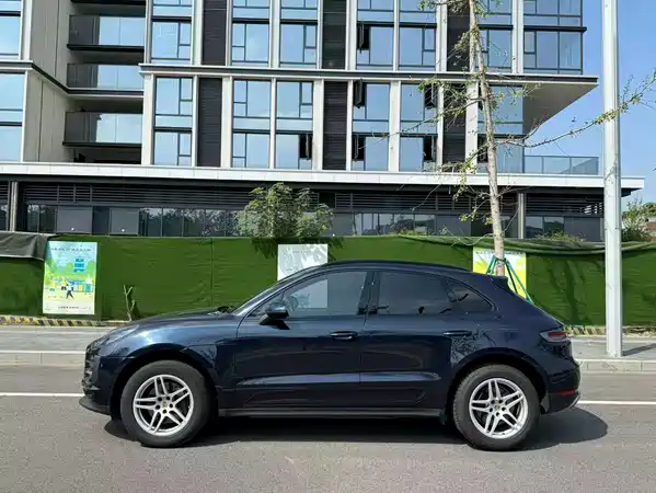 Porsche Macan 2016