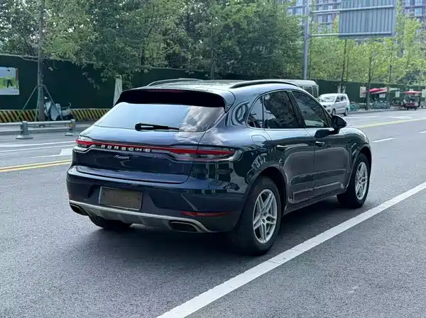 Porsche Macan 2016