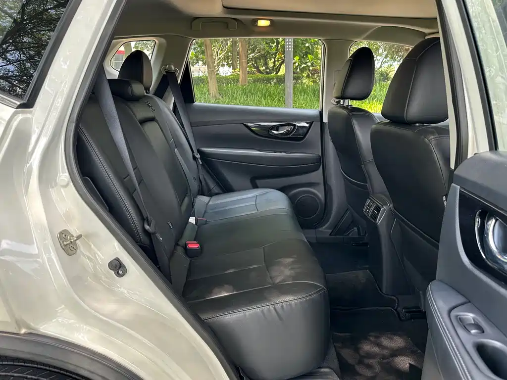 Nissan X-Trail 2019 — фото 11